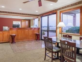 Hotel Super 8 By Wyndham Mount Vernon