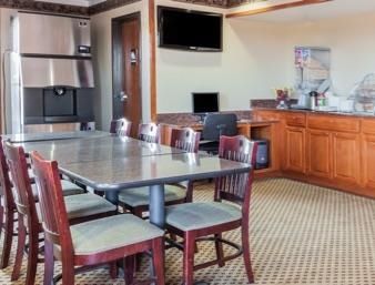 Super 8 By Wyndham Hotel Mount Vernon